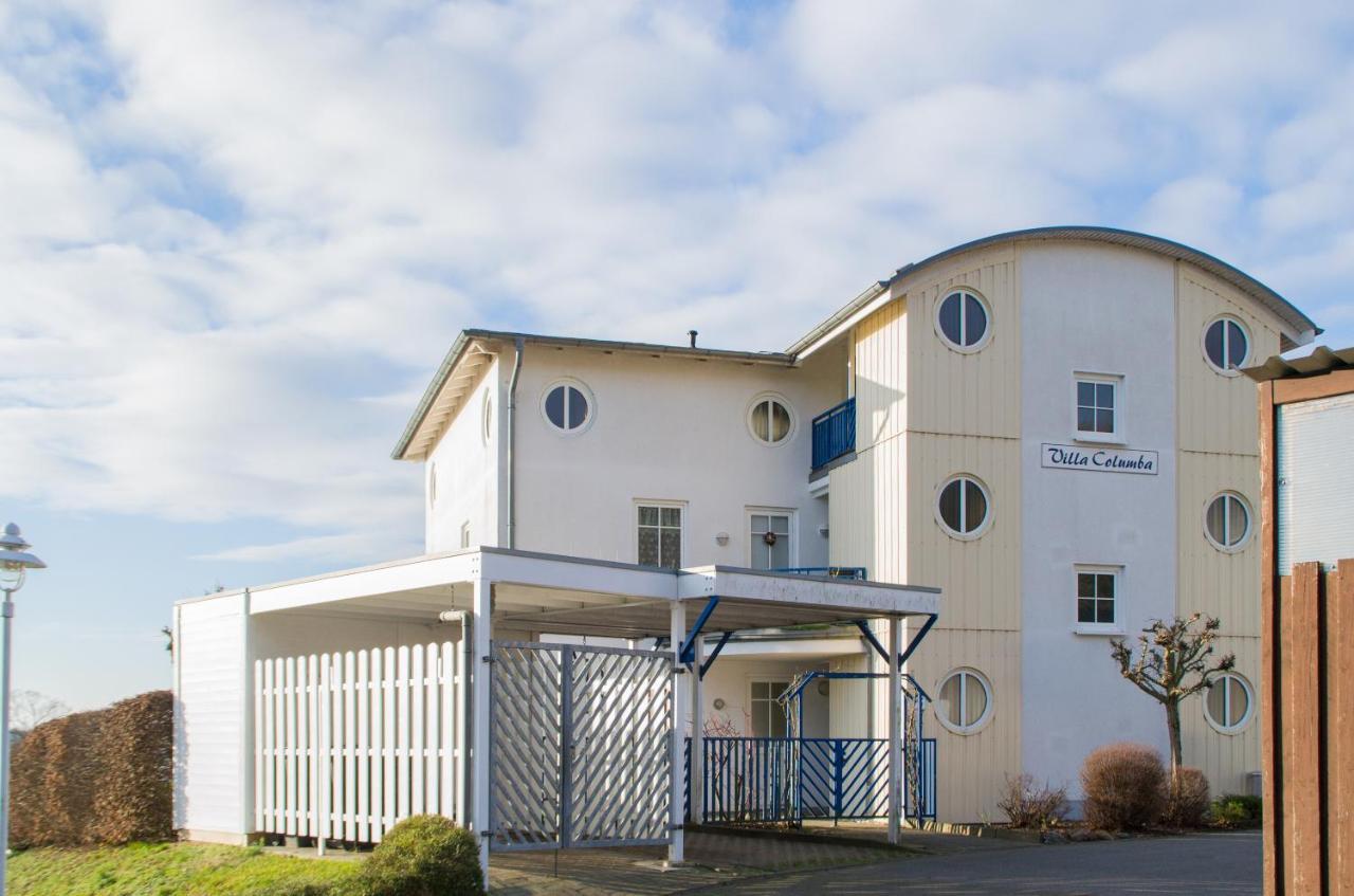 Ferienappartement Mit Seeblick In Der Villa Columba Sellin  外观 照片