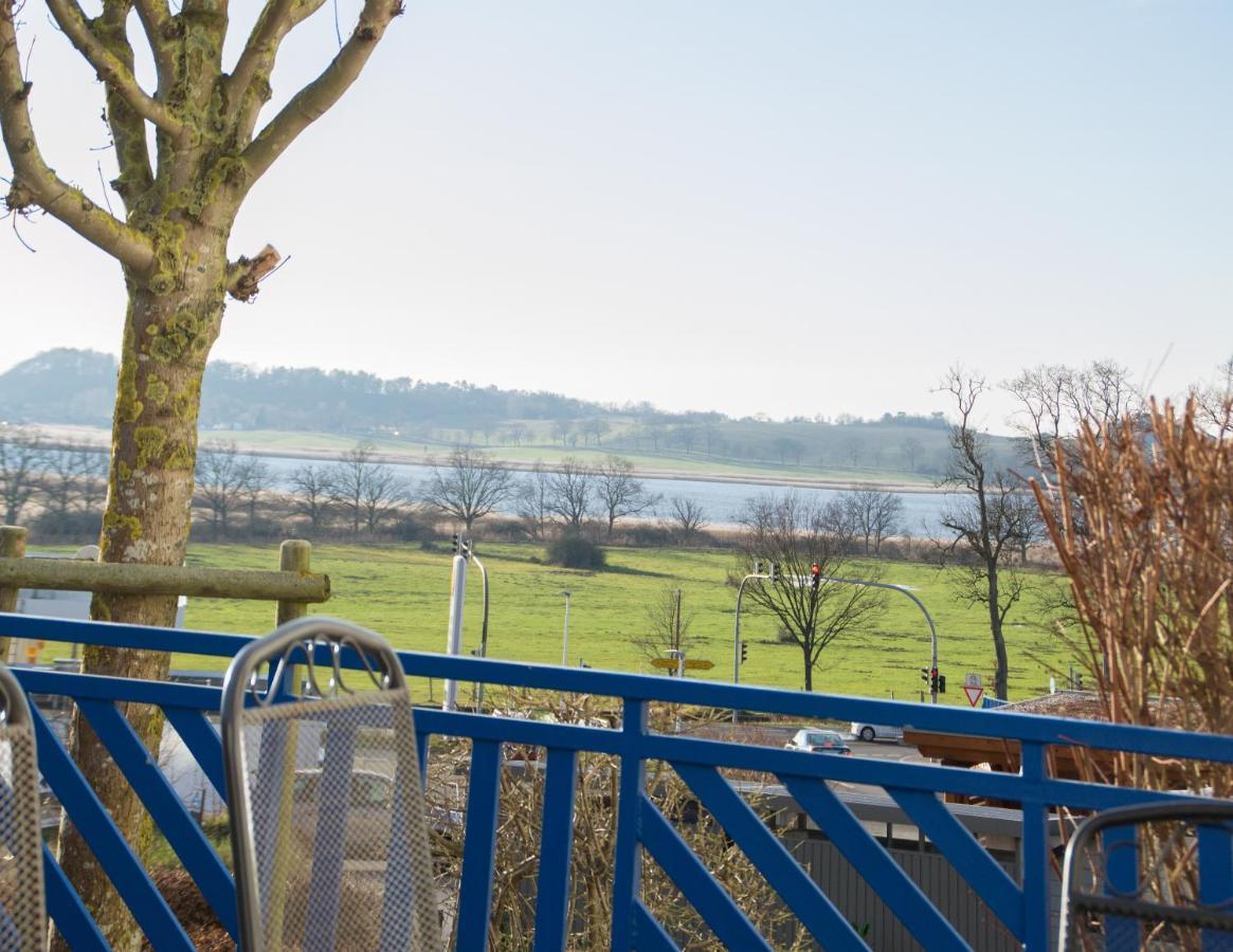 Ferienappartement Mit Seeblick In Der Villa Columba Sellin  外观 照片