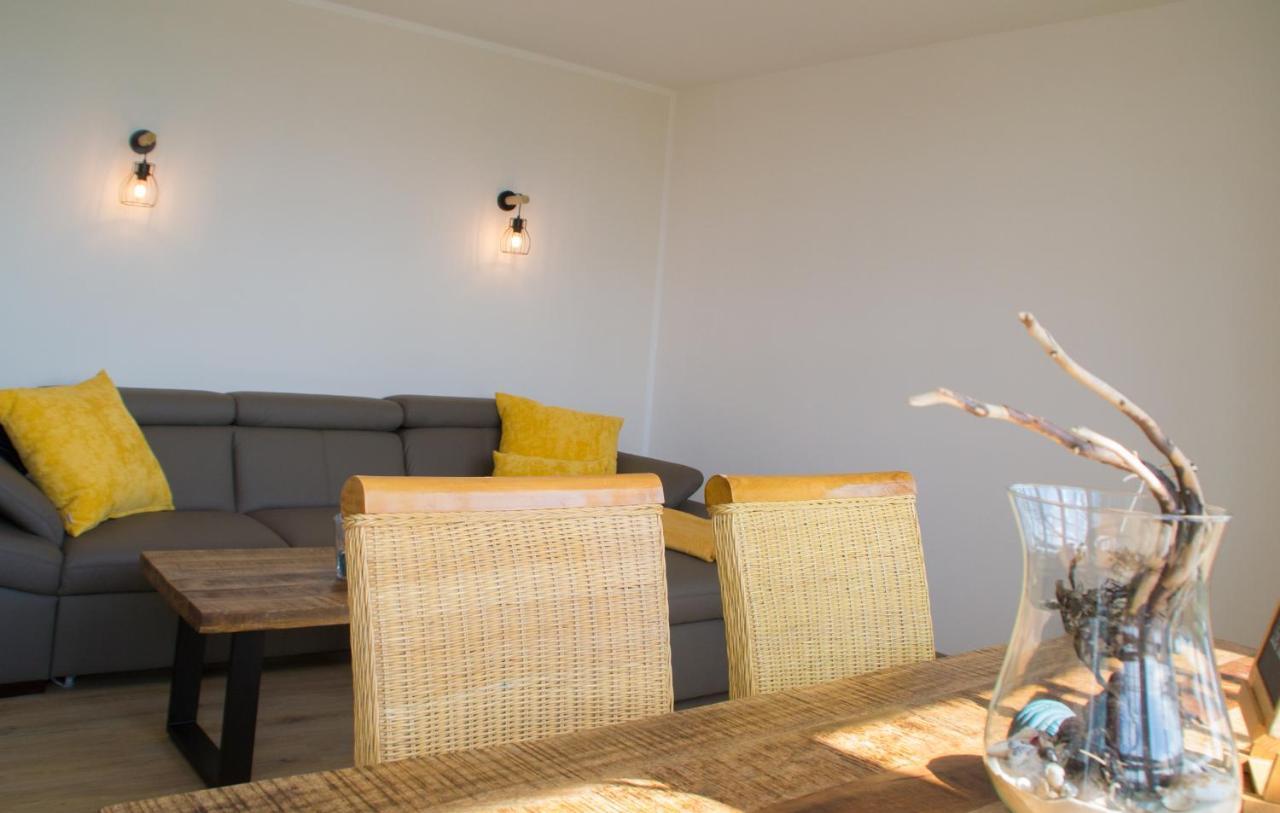 Ferienappartement Mit Seeblick In Der Villa Columba Sellin  外观 照片