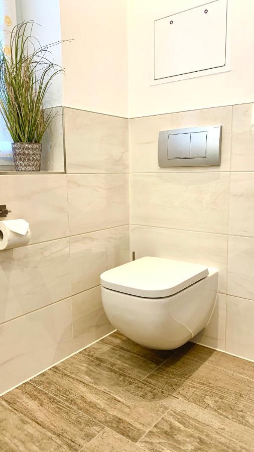 Ferienappartement Mit Seeblick In Der Villa Columba Sellin  外观 照片