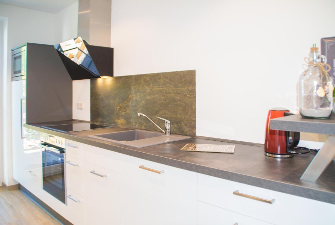 Ferienappartement Mit Seeblick In Der Villa Columba Sellin  外观 照片