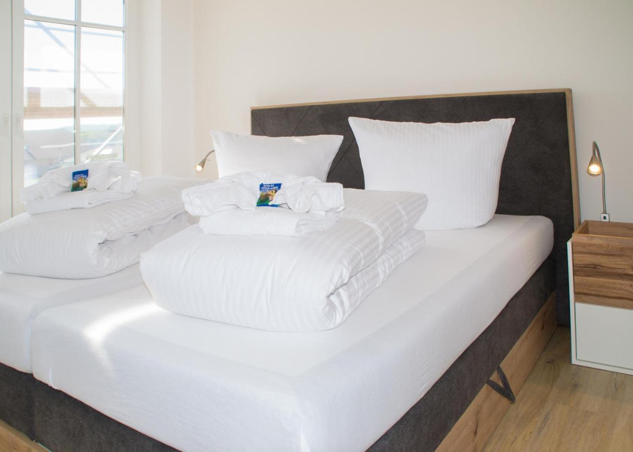 Ferienappartement Mit Seeblick In Der Villa Columba Sellin  外观 照片