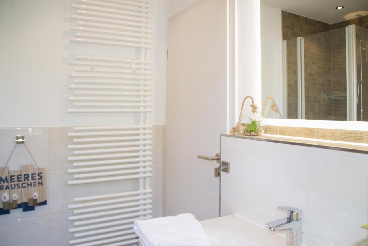 Ferienappartement Mit Seeblick In Der Villa Columba Sellin  外观 照片